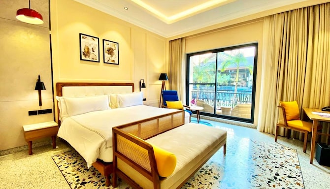 Radisson Blu Plaza Resort & Convention Centre, Karjat - Executive room Bedroom Full