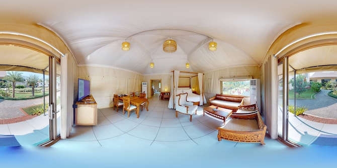Radisson Blu Plaza Resort & Convention Centre, Karjat - Tent Bedroom