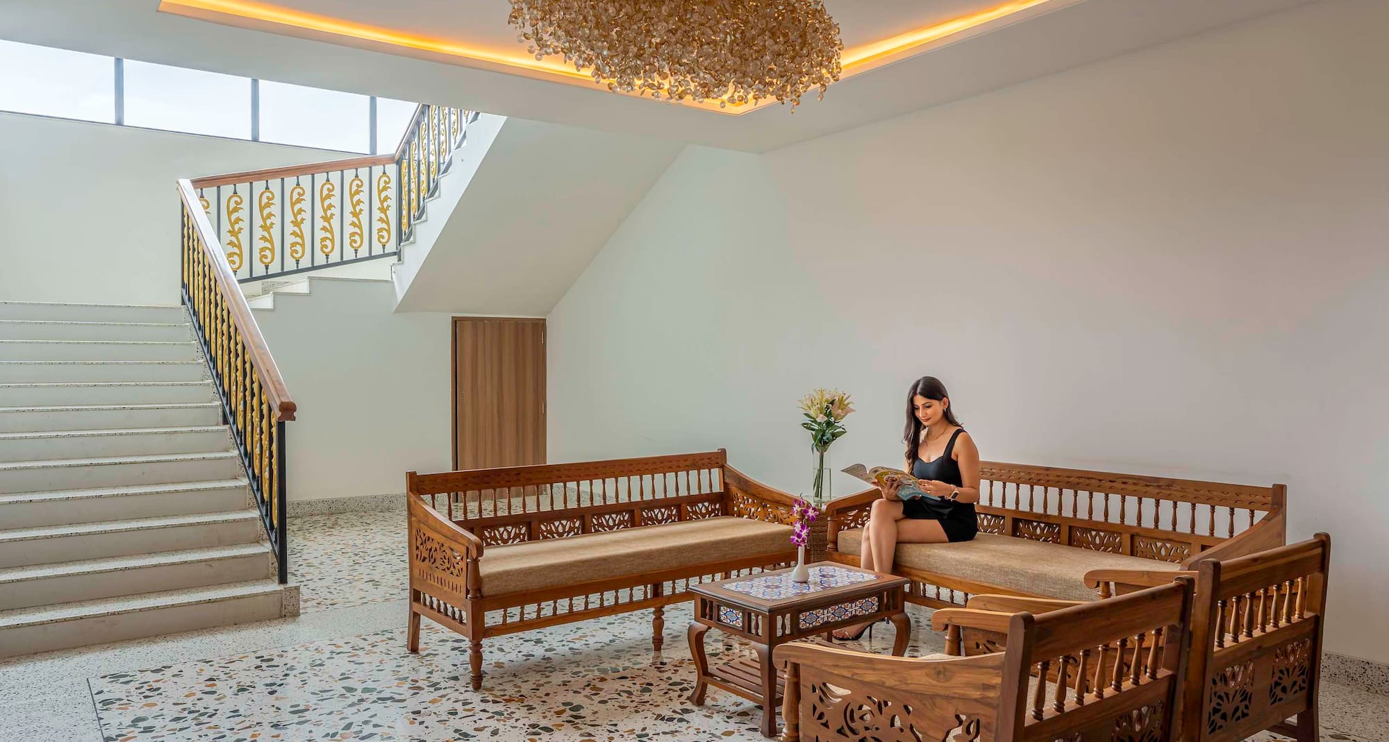 Radisson Blu Plaza Resort and Convention Centre, Karjat - Wing Sitting Area