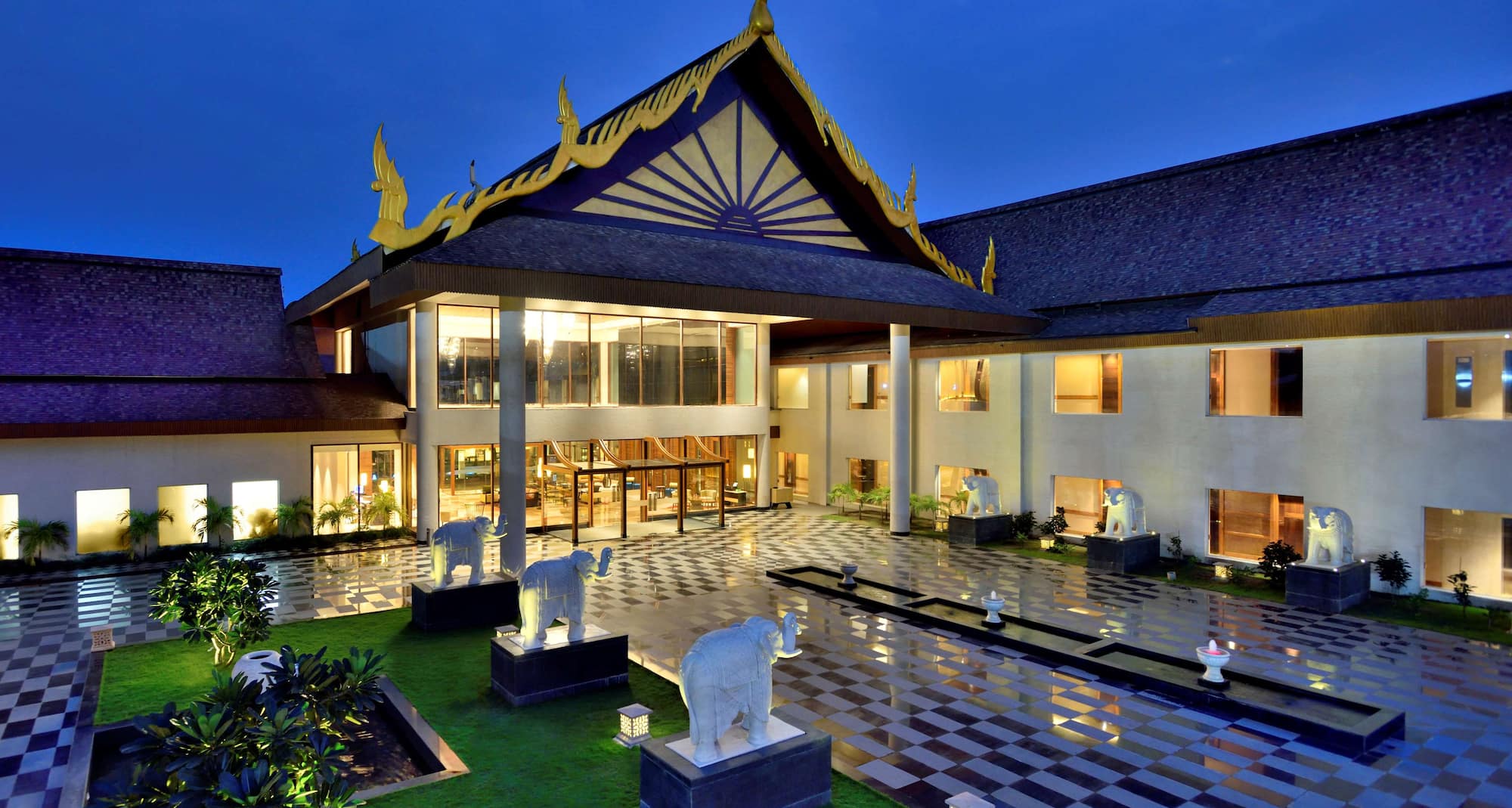 Radisson Blu Plaza Resort & Convention Centre, Karjat - Hotel Exterior