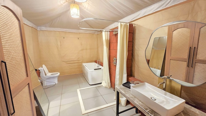Radisson Blu Plaza Resort & Convention Centre, Karjat - Presidential Tent