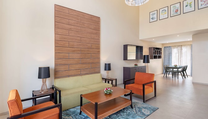 Radisson Blu Plaza Resort & Convention Centre Karjat - Two Bedroom Villa - Living area