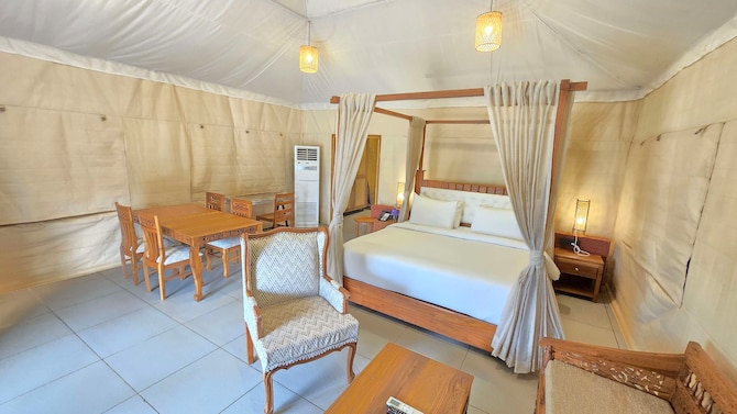 Radisson Blu Plaza Resort & Convention Centre, Karjat - Presidential Tent