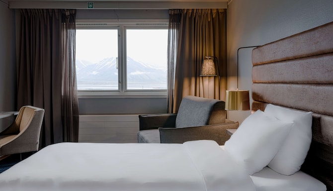Radisson Blu Polar Hotel, Spitsbergen - Standard room
