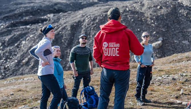 Radisson Blu Polar Hotel, Spitsbergen - Hike to Sarkofagen