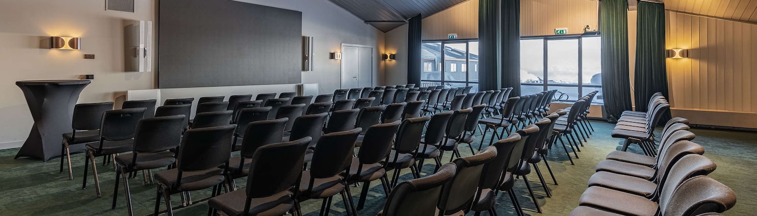 Radisson Blu Polar Hotel, Spitsbergen - Sal A and B (Andreesalen) Meeting room