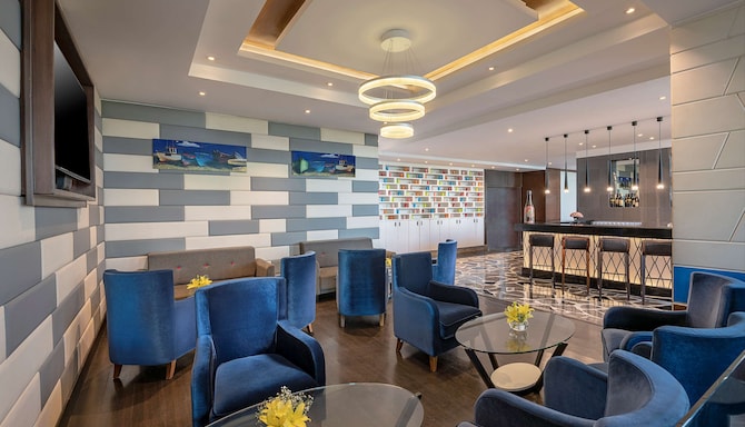 Radisson Blu Pune Hinjawadi - Café Blu