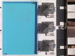 The Radisson Blu Residence, Dubai Marina - Pool