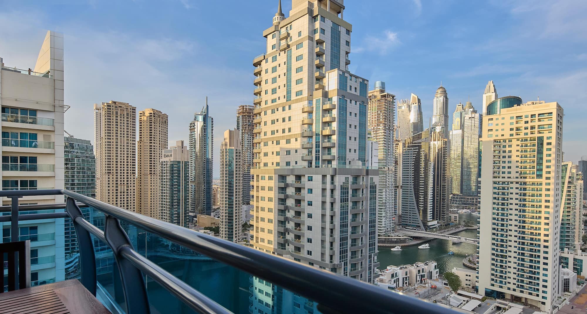 Radisson Blu Residence, Dubai Marina - Balcony View - Marina View