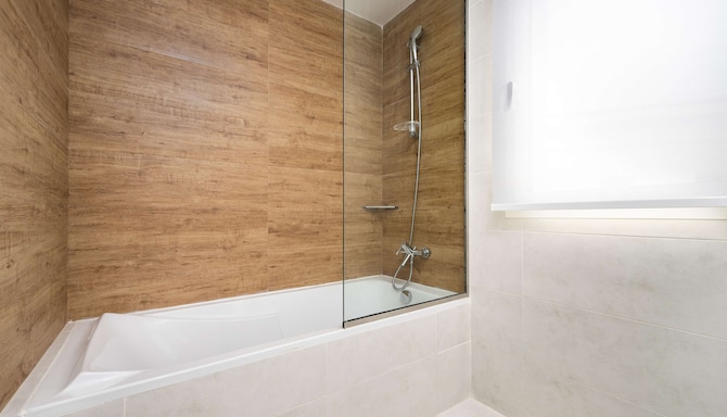 Radisson Blu Residences, Saidia - One Bedroom Apartment bathroom