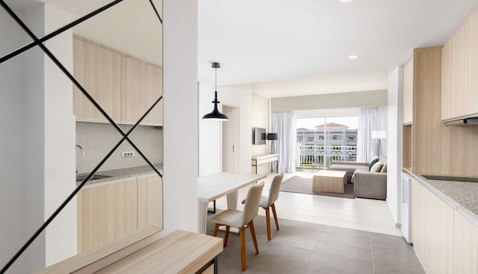 Radisson Blu Residences, Saidia - Apartment with balcony and partial sea view
