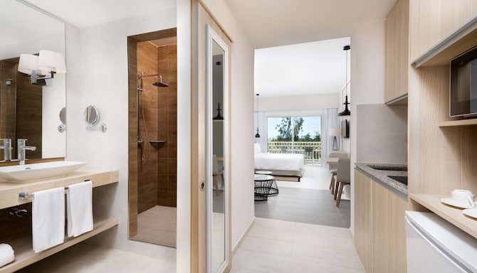 Radisson Blu Residences, Saidia - Studio with balcony and partial sea view