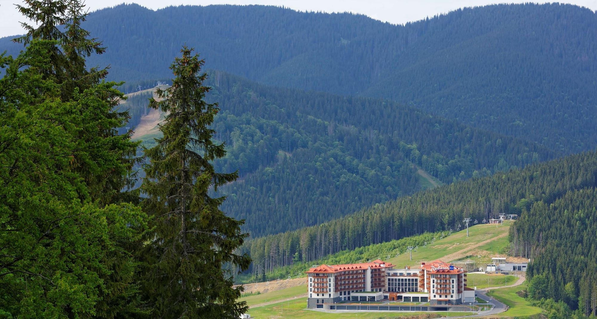 Radisson Blu Resort, Bukovel - Exterior summer view