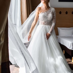Radisson Blu Resort, Bukovel - Wedding - bride