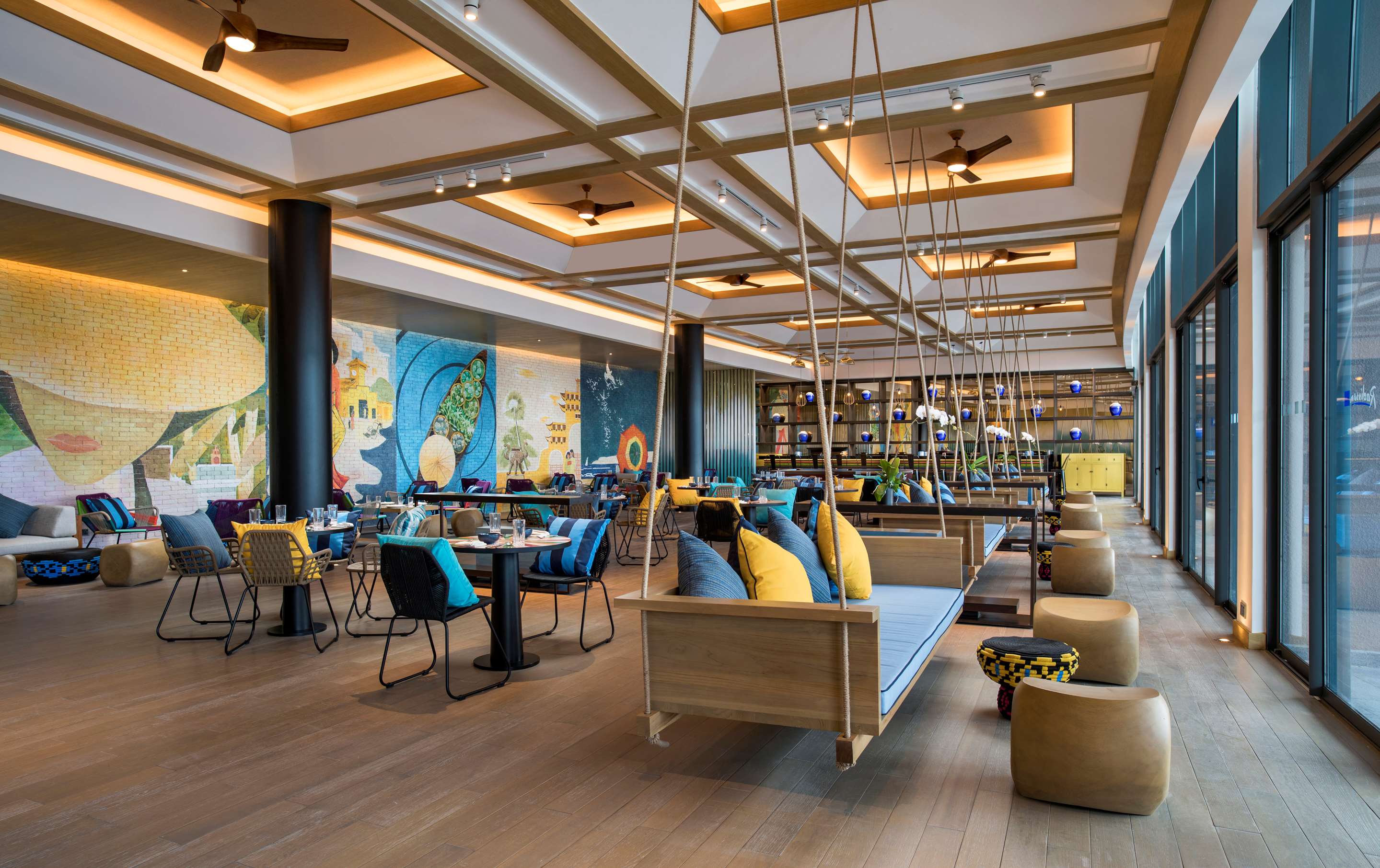 Radisson Blu Resort Cam Ranh - Cheers Bar