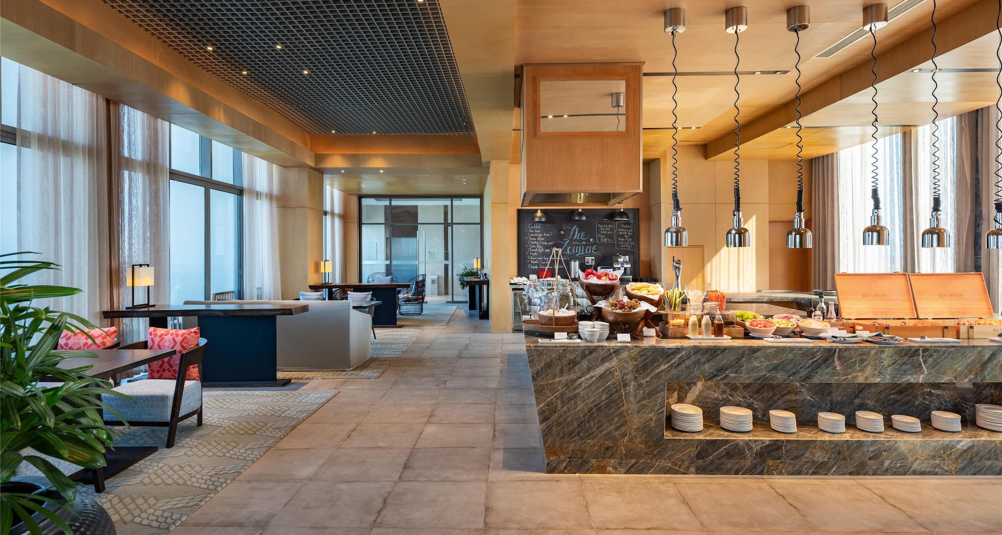 Radisson Blu Resort, Cam Ranh - The Lounge Bar Counter