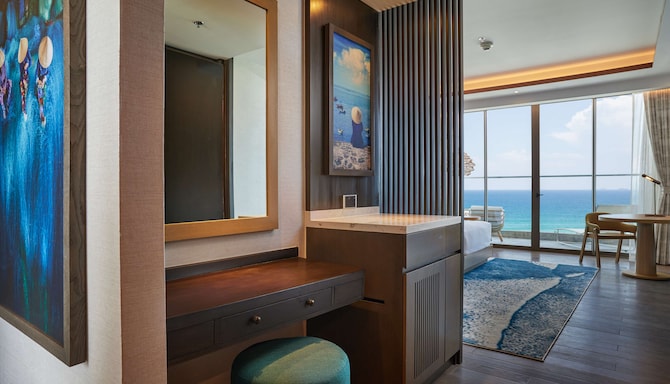 Radisson Blu Resort, Cam Ranh - Deluxe Room Ocean View