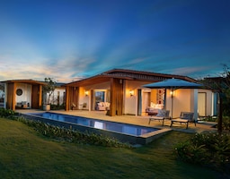 Radisson Blu Resort Cam Ranh - One Bedroom Beachfront Pool Villa