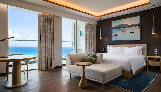 Radisson Blu Resort, Cam Ranh - Executive Suite with ocean view