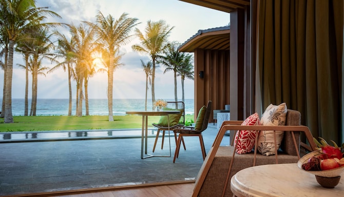 Radisson Blu Resort, Cam Ranh - One Bedroom Beachfront Pool Villa