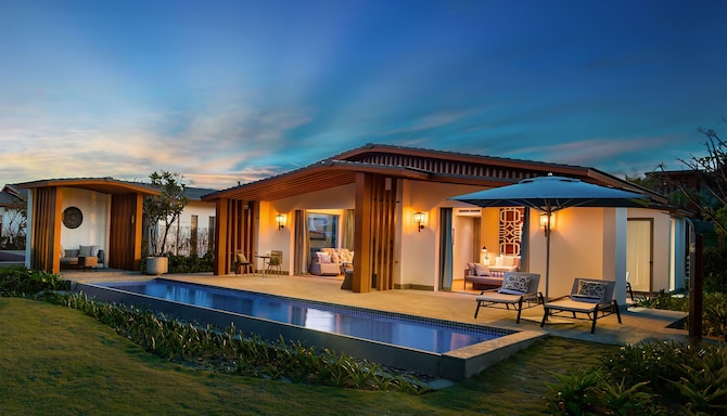Radisson Blu Resort, Cam Ranh - One Bedroom Pool Villa Exterior