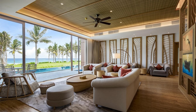 Radisson Blu Resort, Cam Ranh - Presidential Beach Front Pool Villa Living Room