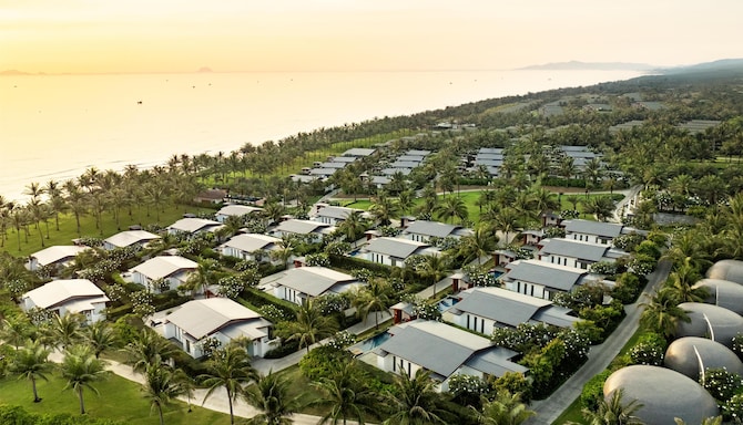 Radisson Blu Resort, Cam Ranh - All Villas Aerial View Sunrise