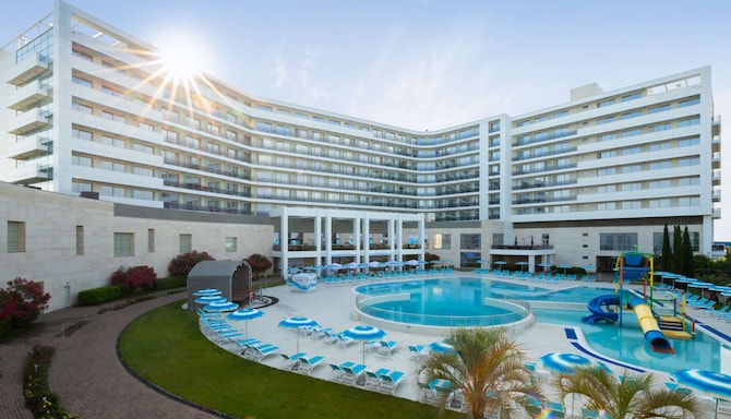 Radisson Blu Resort & Congress Centre, Sochi - Exterior from the back