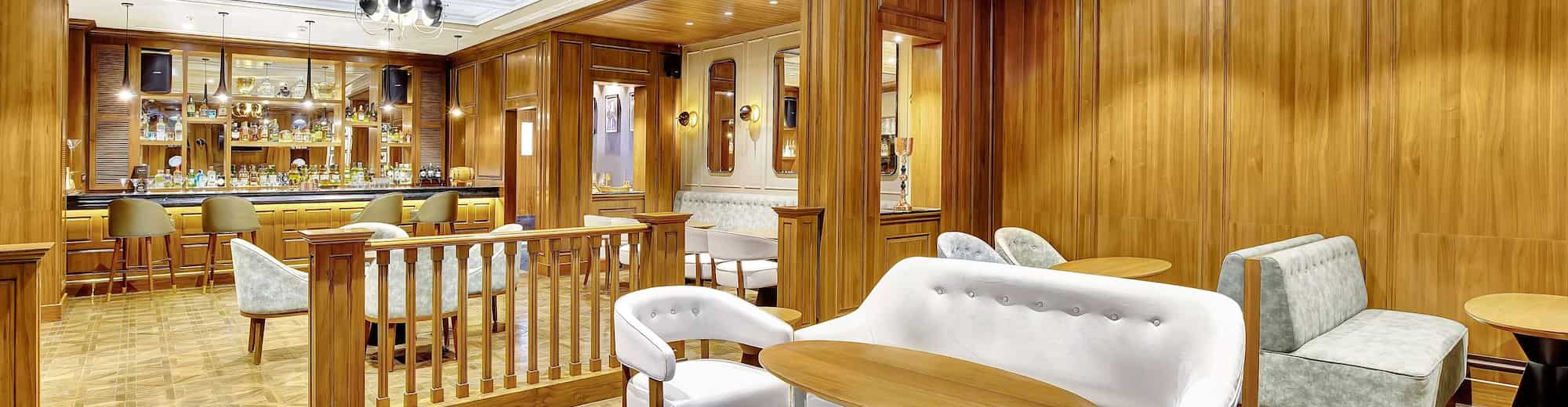 Radisson Blu Resort Dharamshala - Bar