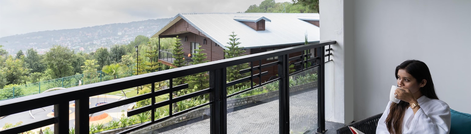 Radisson Blu Resort Dharamshala - Deluxe Room Balcony