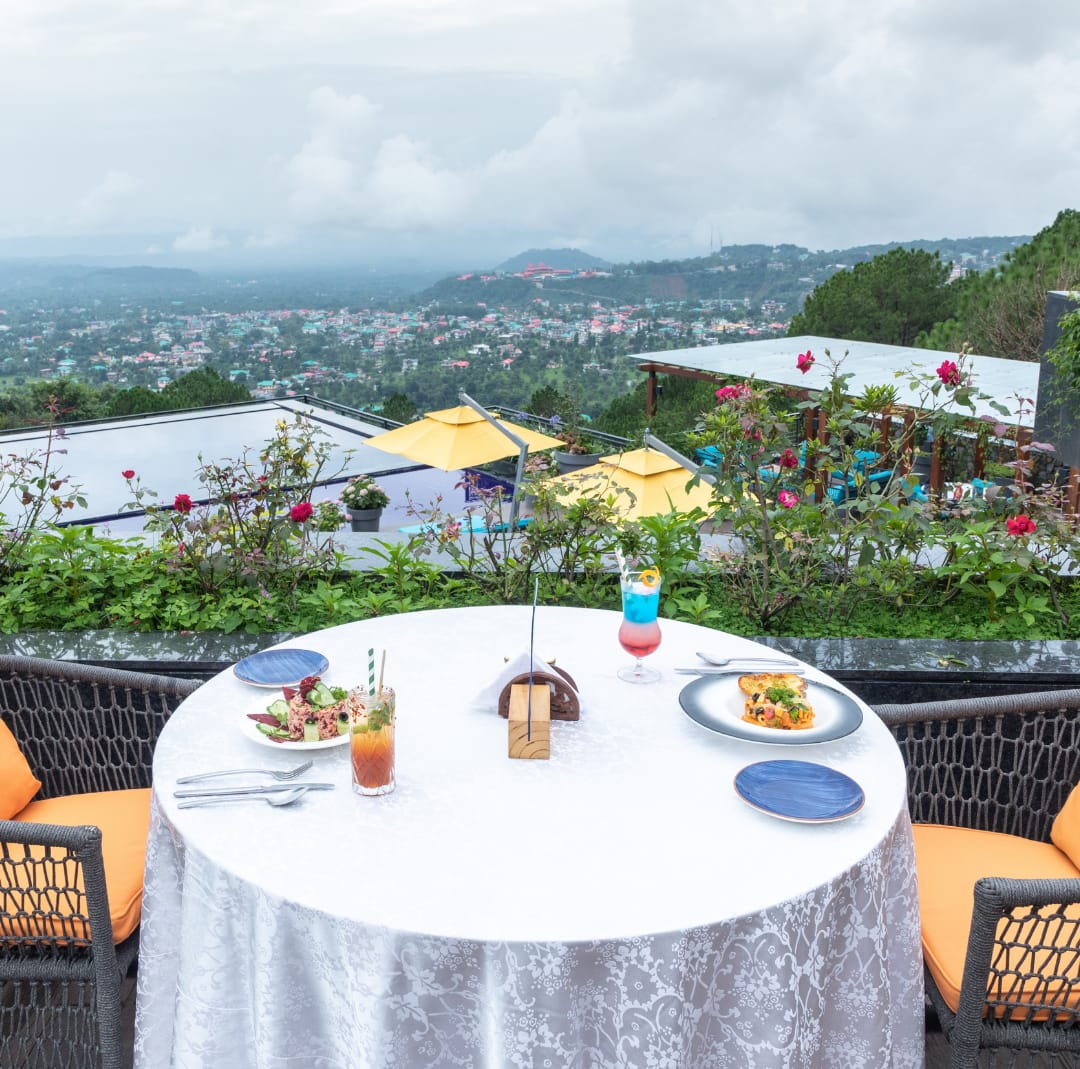 Radisson Blu Resort Dharamshala - Dining Experience