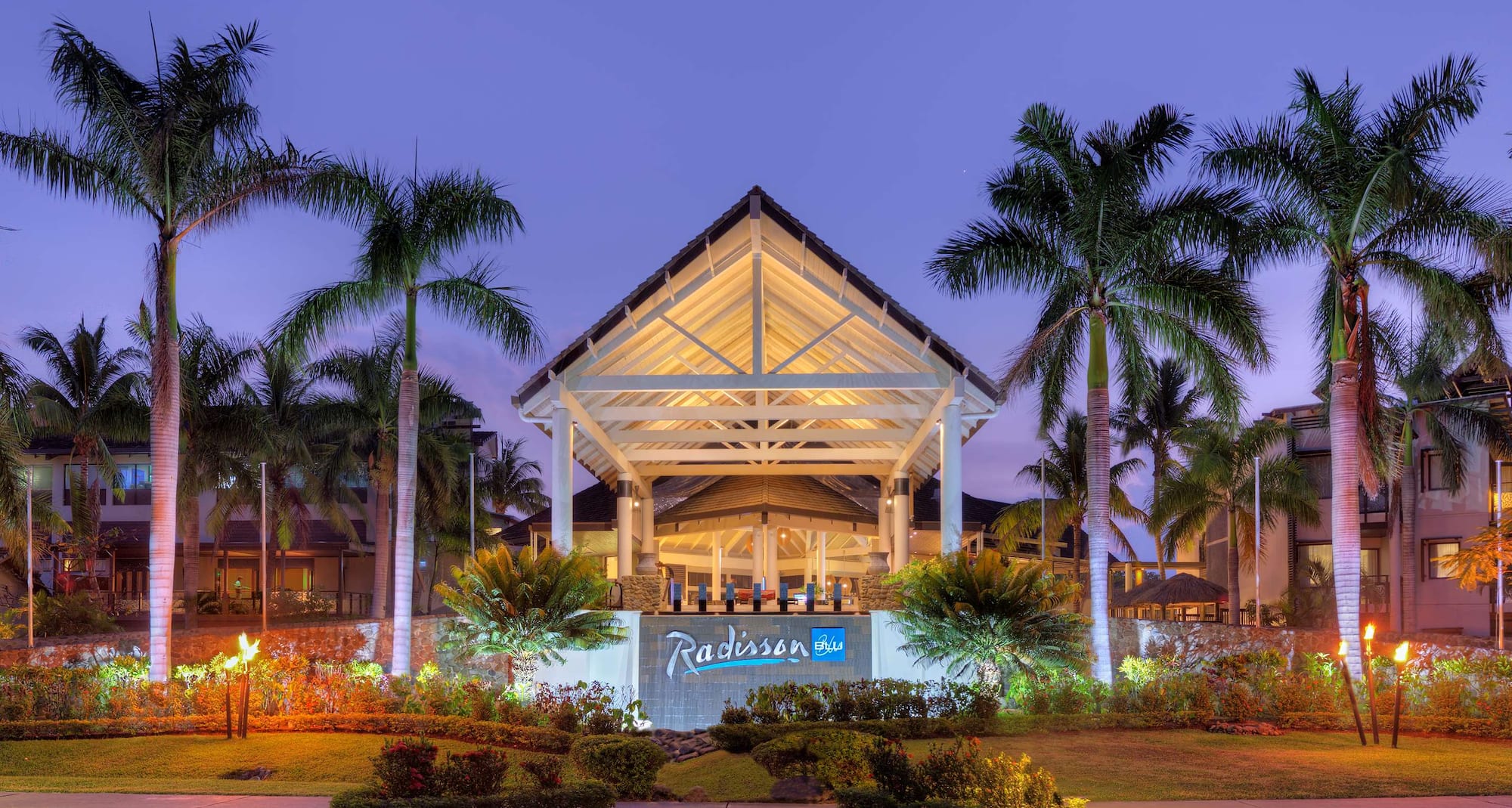 Radisson Blu Resort Fiji Denarau Island