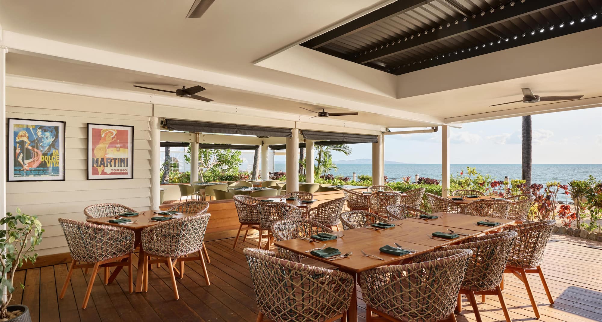 Radisson Blu Resort, Fiji Denarau Island - BASILICO EXTERIOR