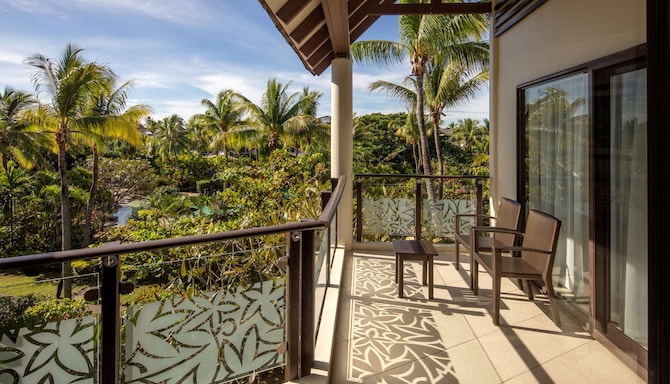 Radisson Blu Resort, Fiji Denarau Island Denarau Island