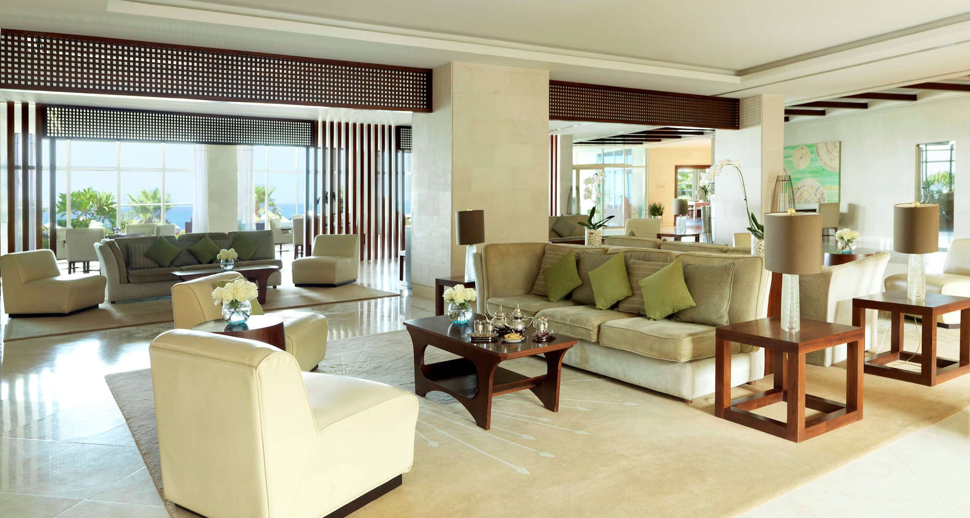 Radisson Blu Resort, Fujairah - Lobby Lounge