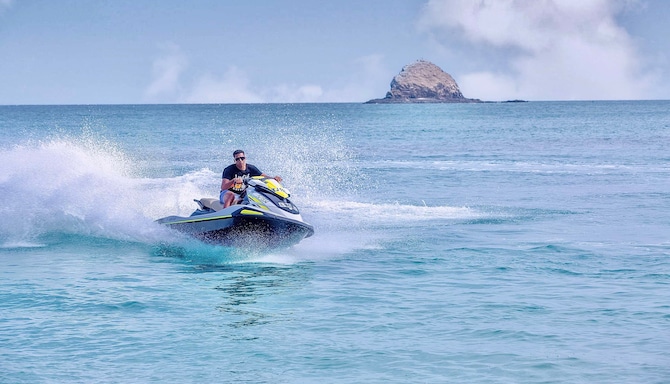 Radisson Blu Resort, Fujairah - Water Sports Activities