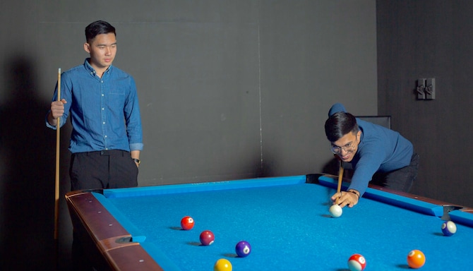 Radisson Blu Resort, Fujairah - Bootleggers Cellar and Bar