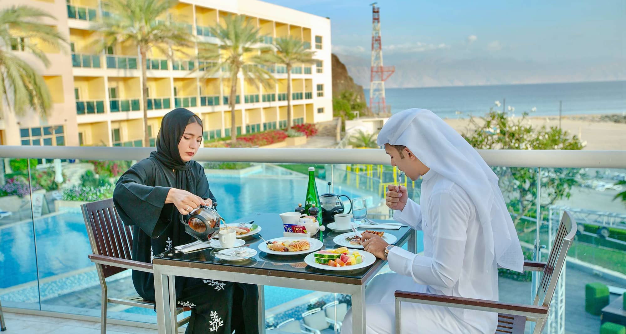 Radisson Blu Resort, Fujairah - Breeze Restaurant