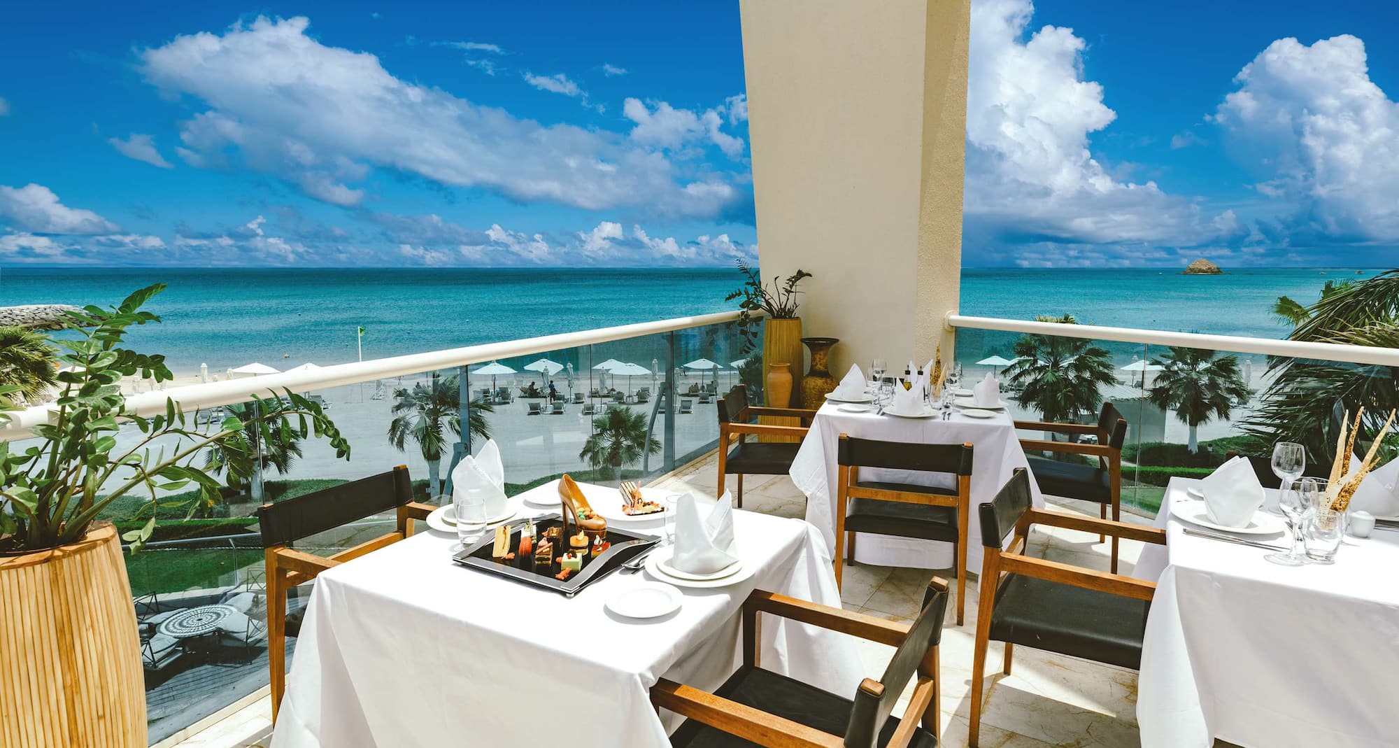 Radisson Blu Resort, Fujairah - Terrace