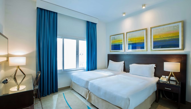 Radisson Blu Resort, Fujairah - Two Bedroom Suite with balcony, ocean view & two bathrooms