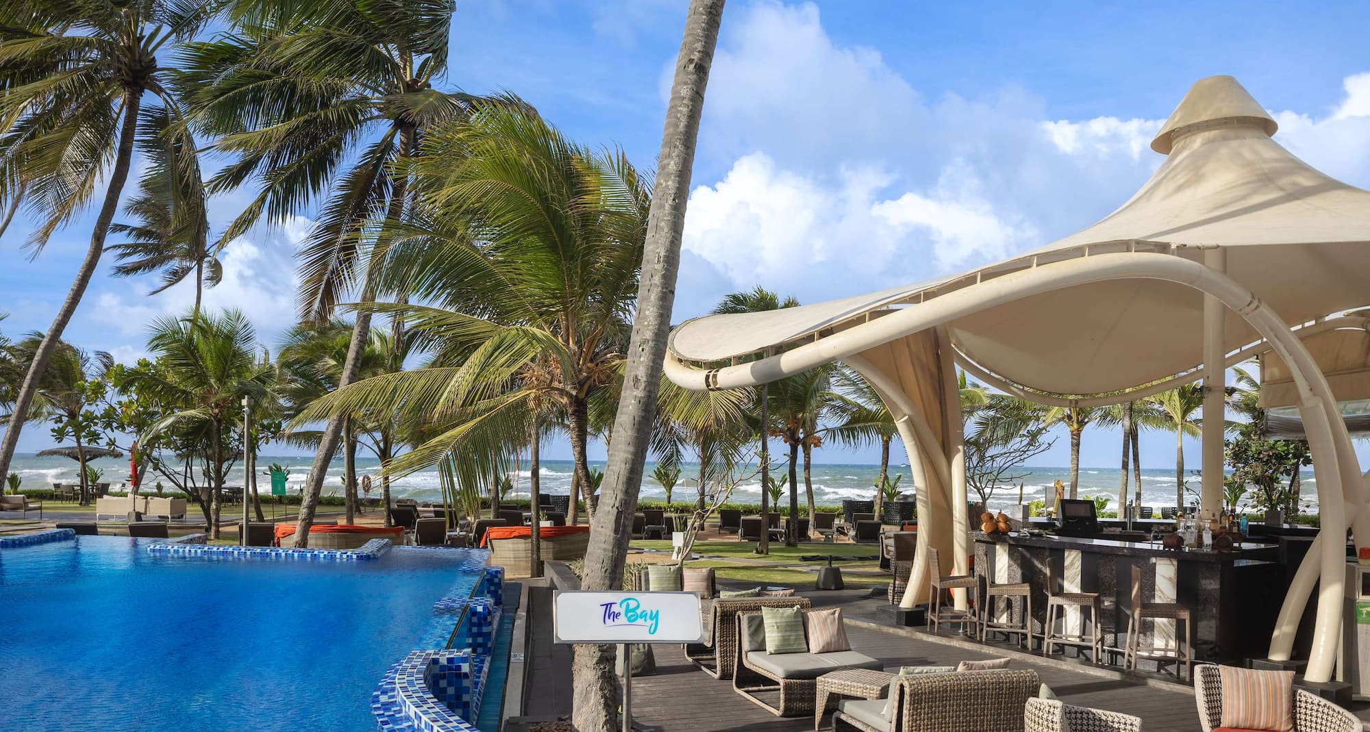 加勒丽笙度假酒店 - The Bay池畔酒吧