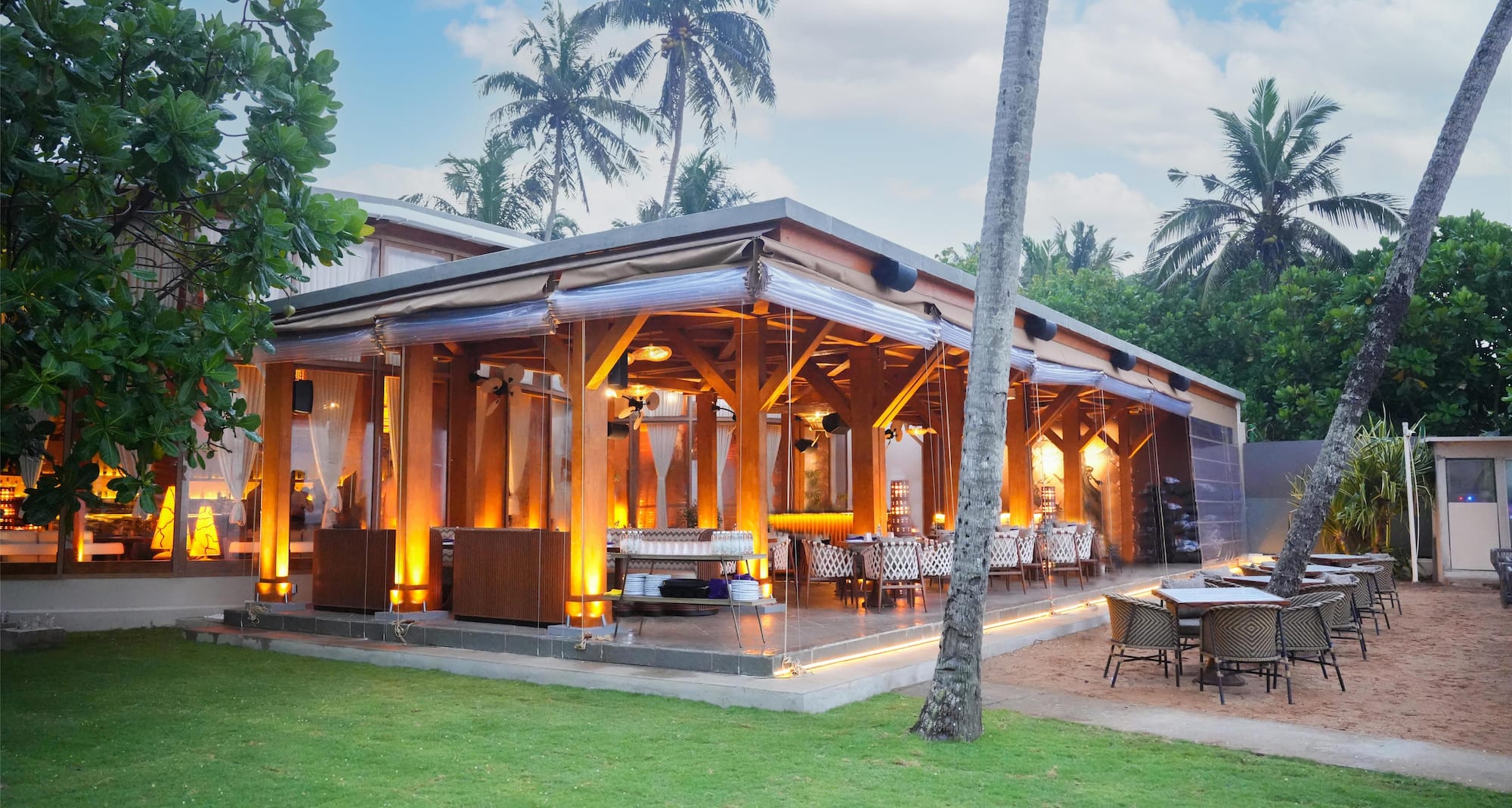 Radisson Blu Resort, Galle - Yazu