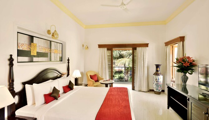 Radisson Blu Resort Goa Cavelossim Beach - Suite Bedroom
