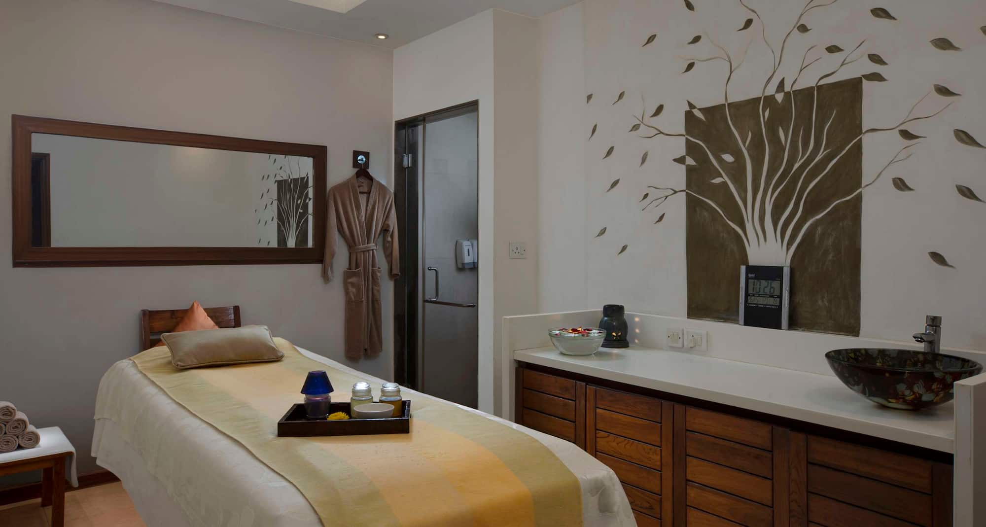 Radisson Blu Resort, Goa Cavelossim Beach - Spa treatment room