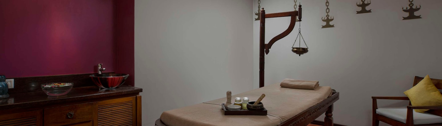 Radisson Blu Resort, Goa Cavelossim Beach - Spa treatment room