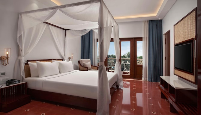 Radisson Blu Resort, Goa Cavelossim Beach - Люкс