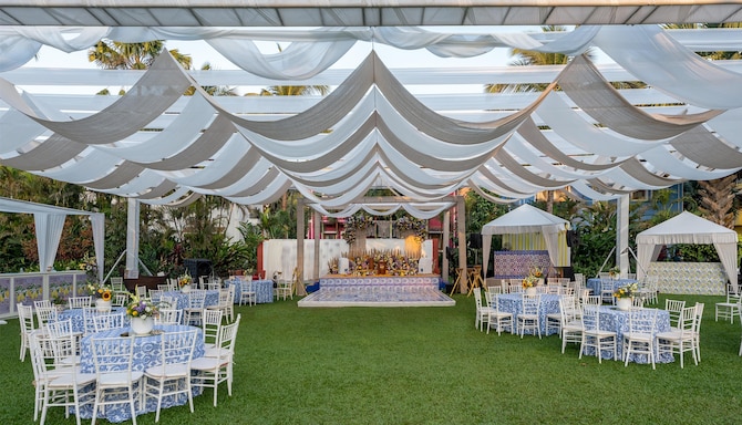 Radisson Blu Resort, Goa Cavelossim Beach - Wedding Lawn