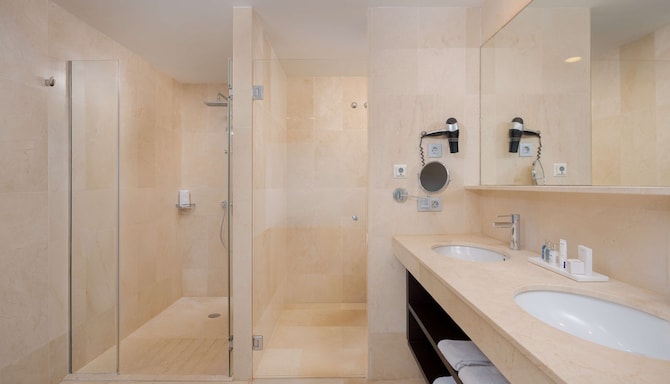 Radisson Blu Resort, Gran Canaria - Gjesterom bad