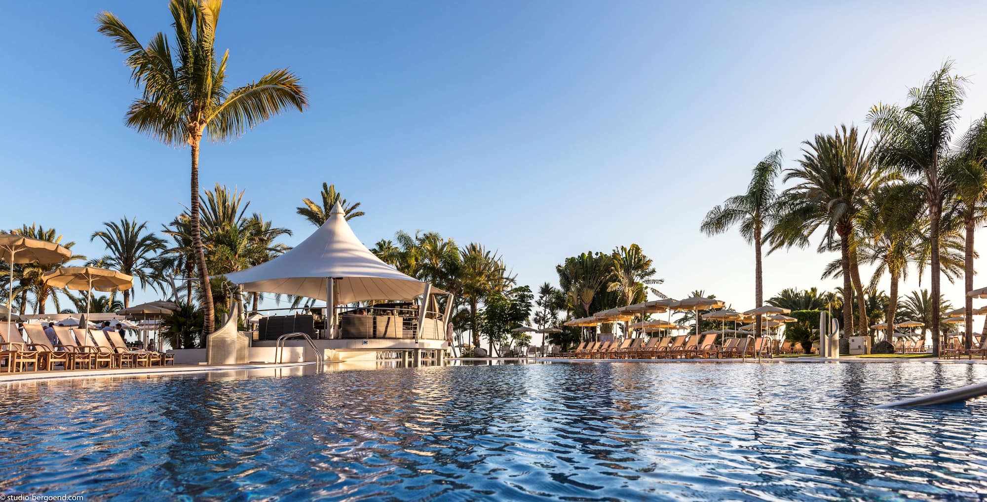 Radisson Blu Resort, Gran Canaria - Vista de la piscina