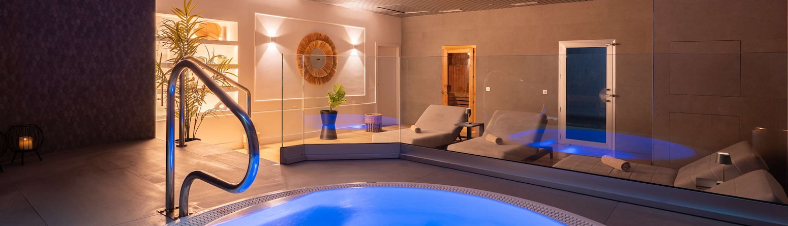 Radisson Blu Resort, Gran Canaria - Spa - bañera de hidromasaje